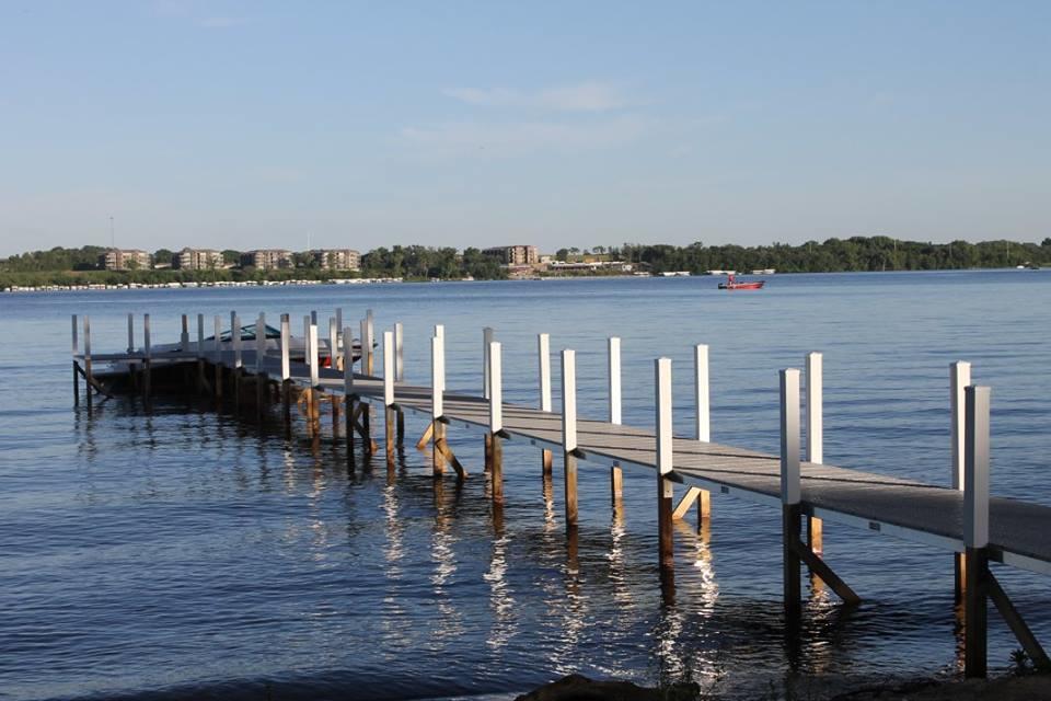 Okoboji Commons Hotel 外观 照片